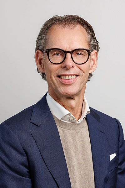Dimitri de Vreeze, Chief Executive Officer (photo)